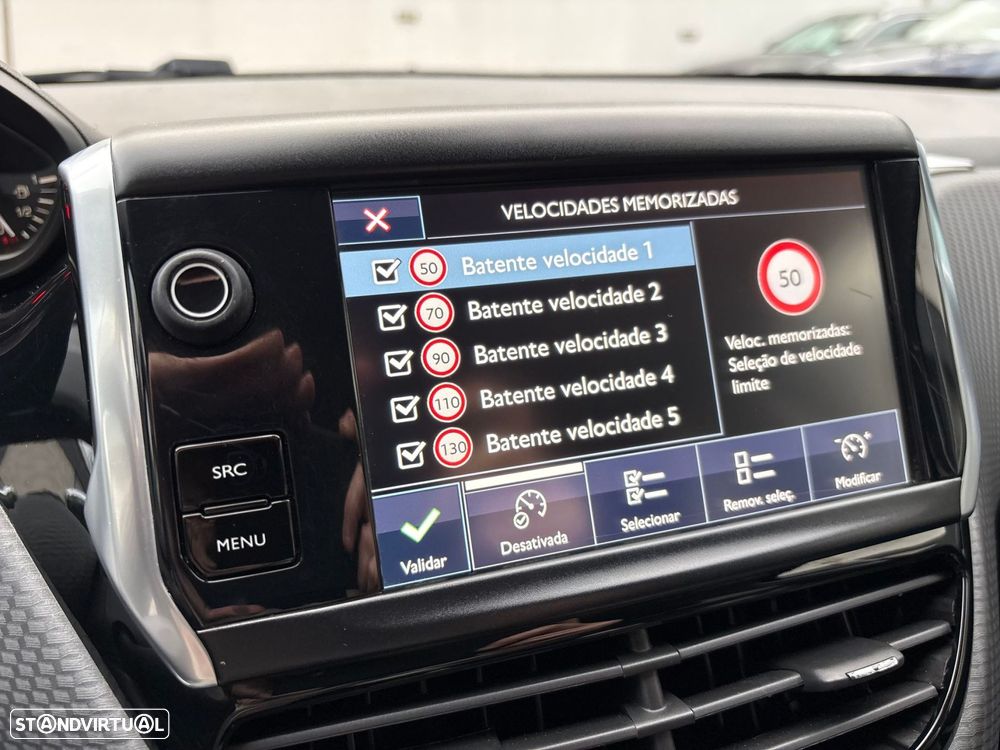 Peugeot 208 1.2 PureTech Style - 36