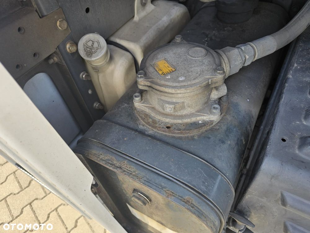 Renault Magnim 440 DXi + HDS - 32