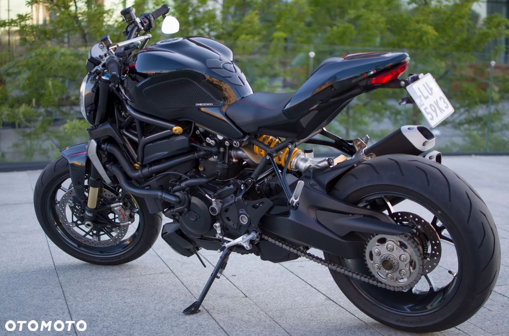 Ducati Monster - 11