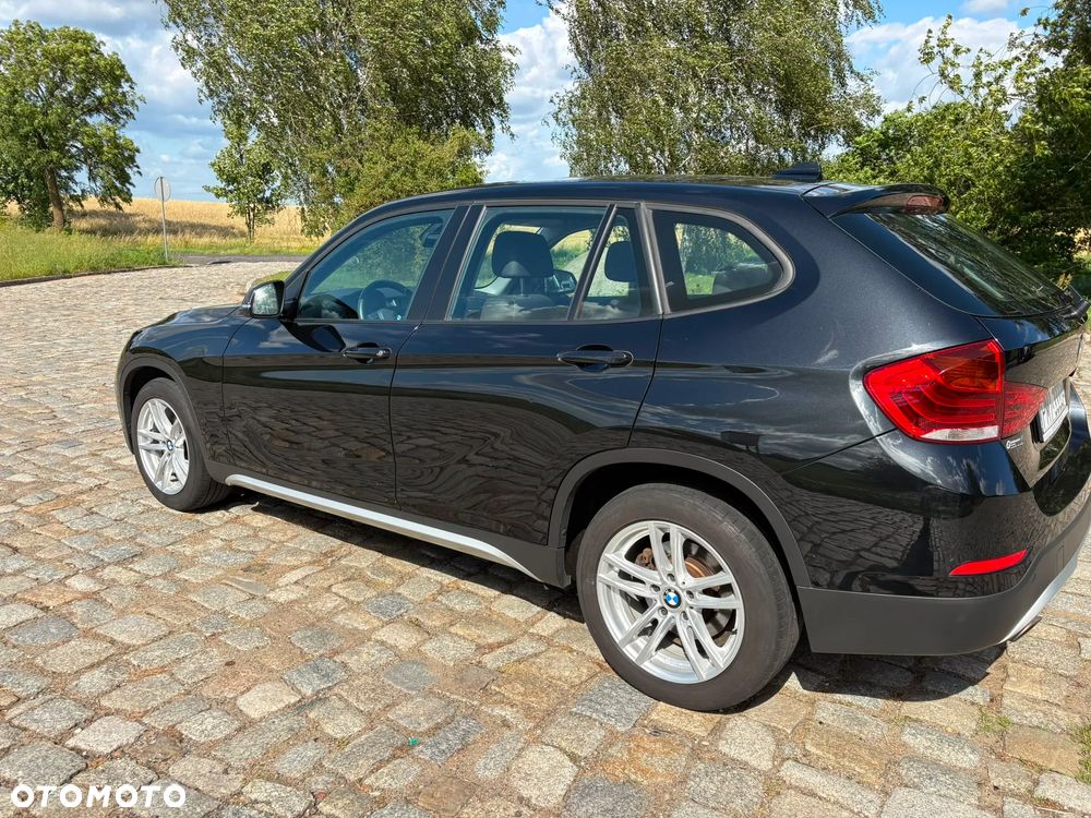 BMW X1 sDrive18d Sport Line - 7