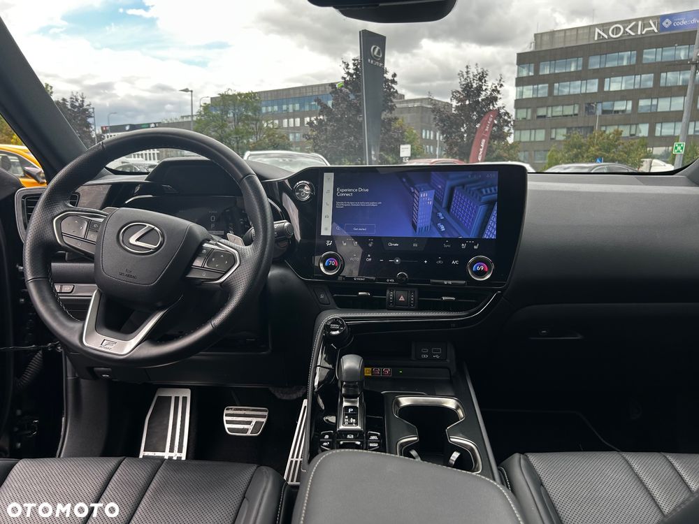 Lexus NX 450h+ F Sport AWD - 12