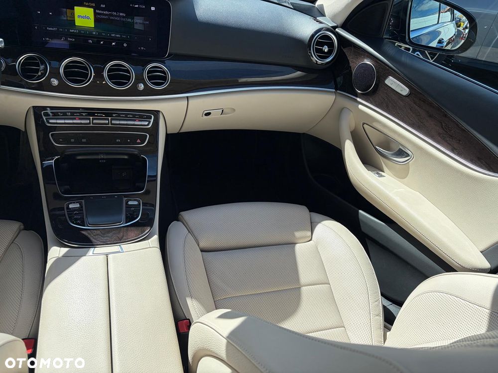 Mercedes-Benz Klasa E 220 d 4-Matic AMG - 19