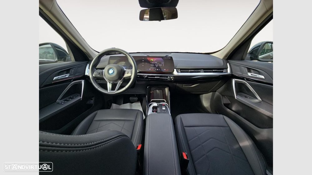 BMW x1 xDrive25e xLine - 11