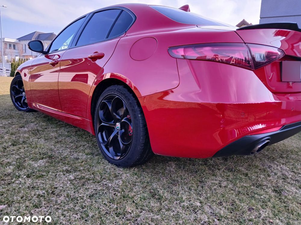 Alfa Romeo Giulia 2.2 D Turbo Super - 4