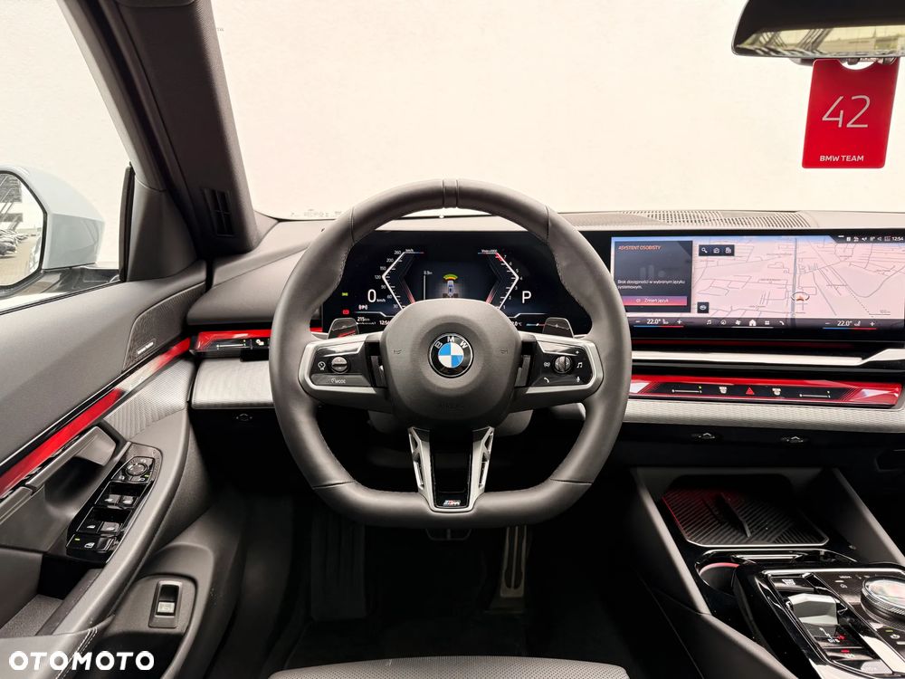 BMW Seria 5 520i - 33