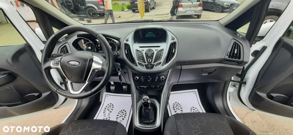 Ford B-MAX - 40
