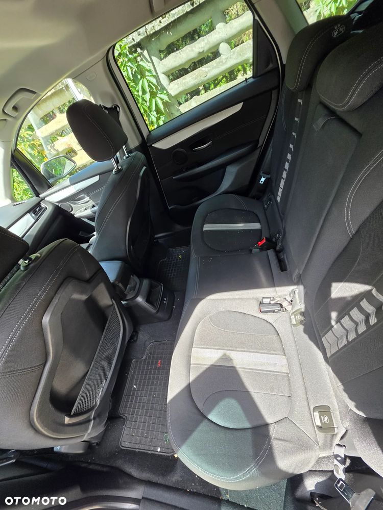 BMW Seria 2 218d Advantage - 12