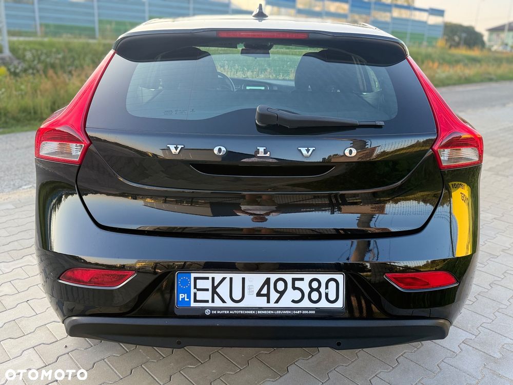 Volvo V40 - 9