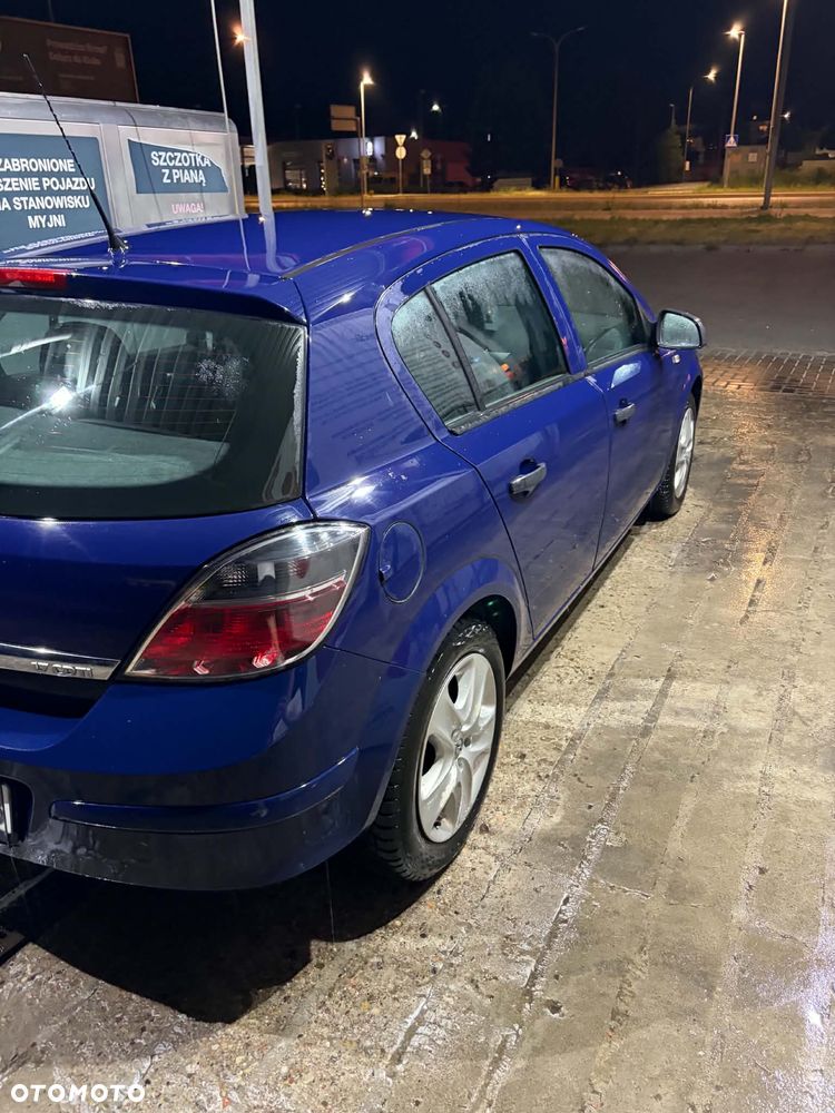 Opel Astra 1.7 CDTI - 7