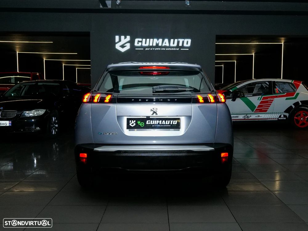 Peugeot e-2008 Allure+ - 6