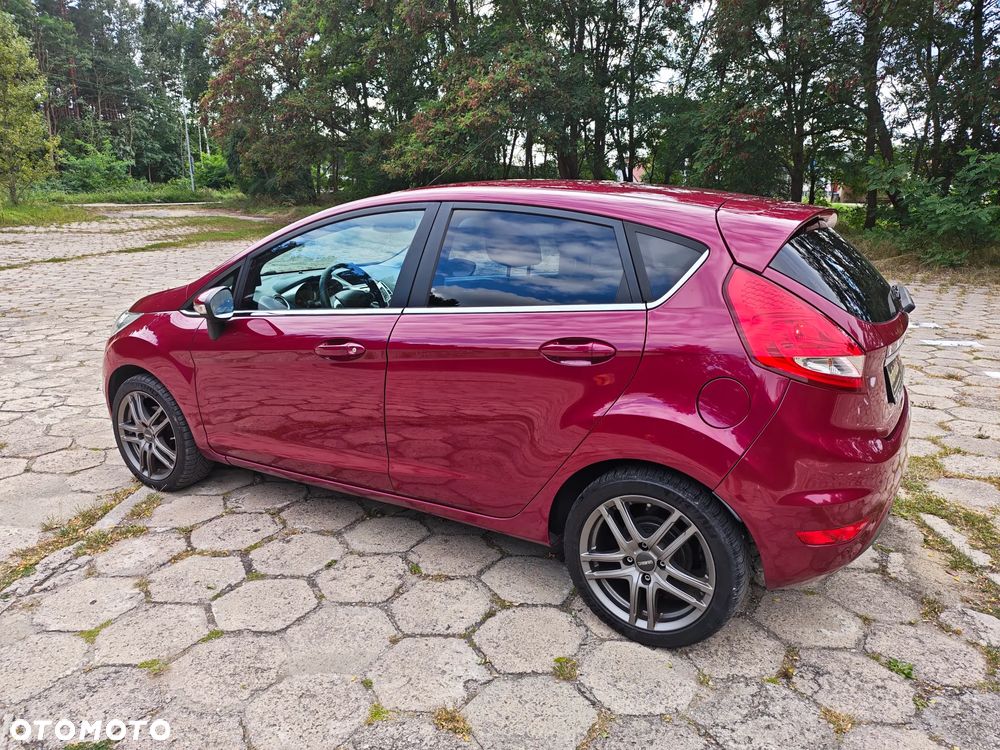 Ford Fiesta 1.6 Ti-VCT Titanium - 20