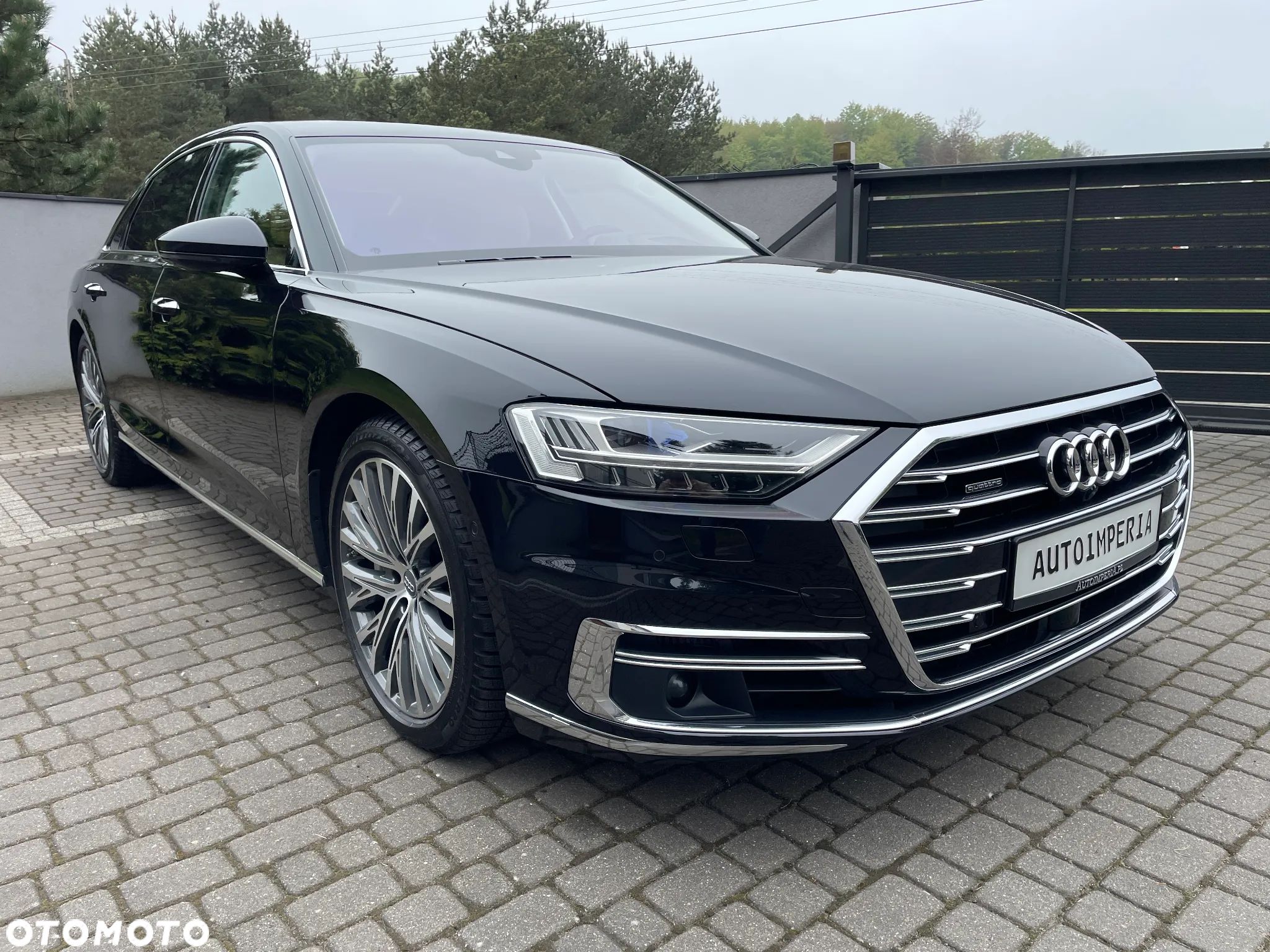 Audi A8 - 1