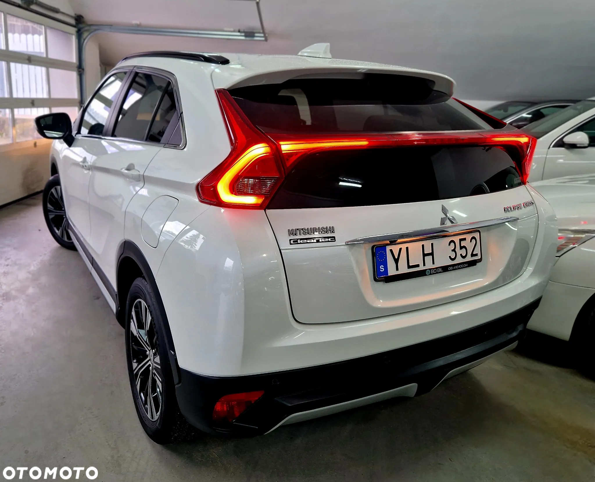 Mitsubishi Eclipse Cross 1.5 T-MIVEC 4WD CVT Diamant+ - 19