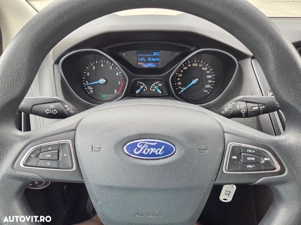 Ford Focus 1.0 EcoBoost Trend - 6