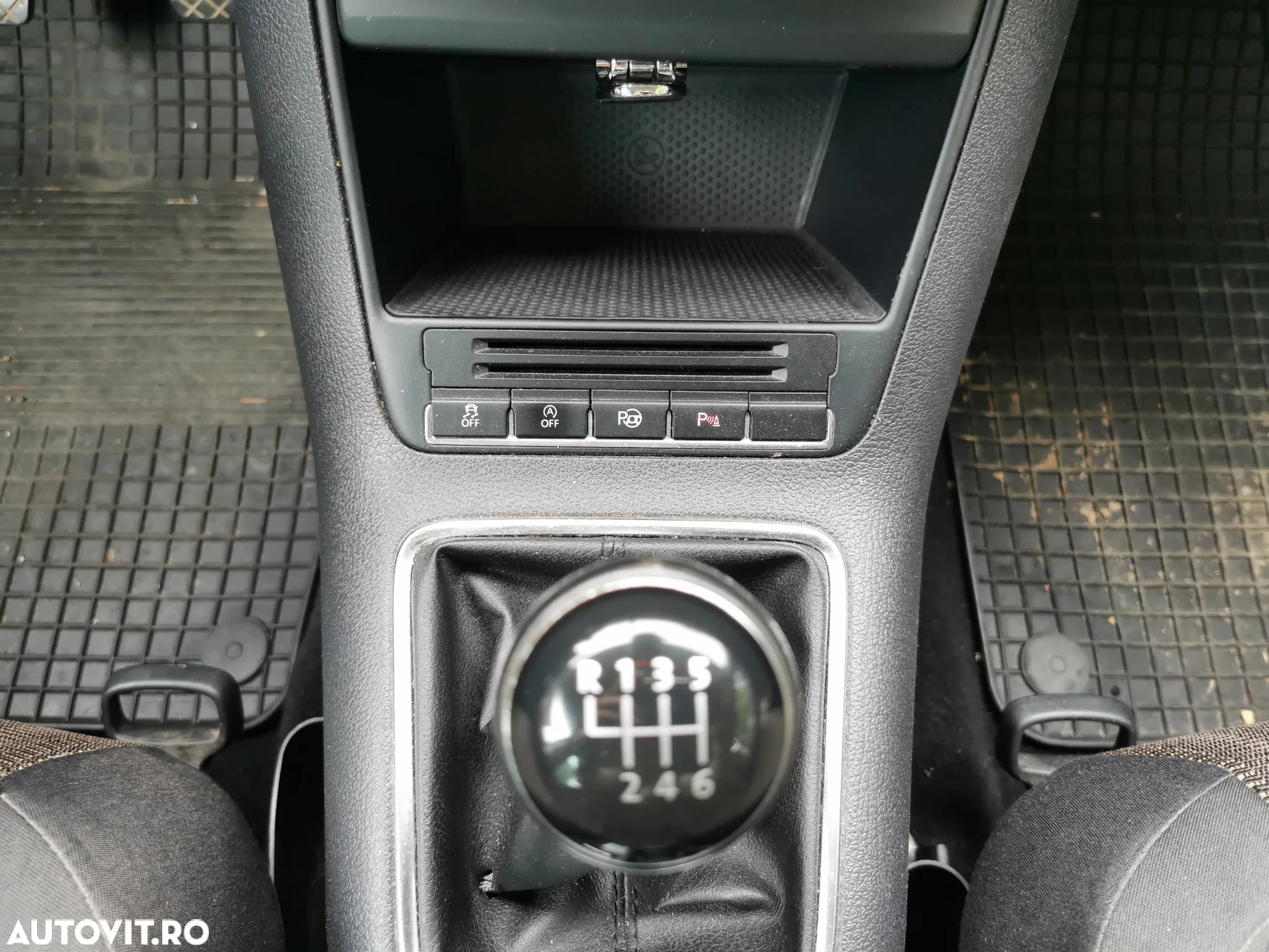 Volkswagen Tiguan - 10