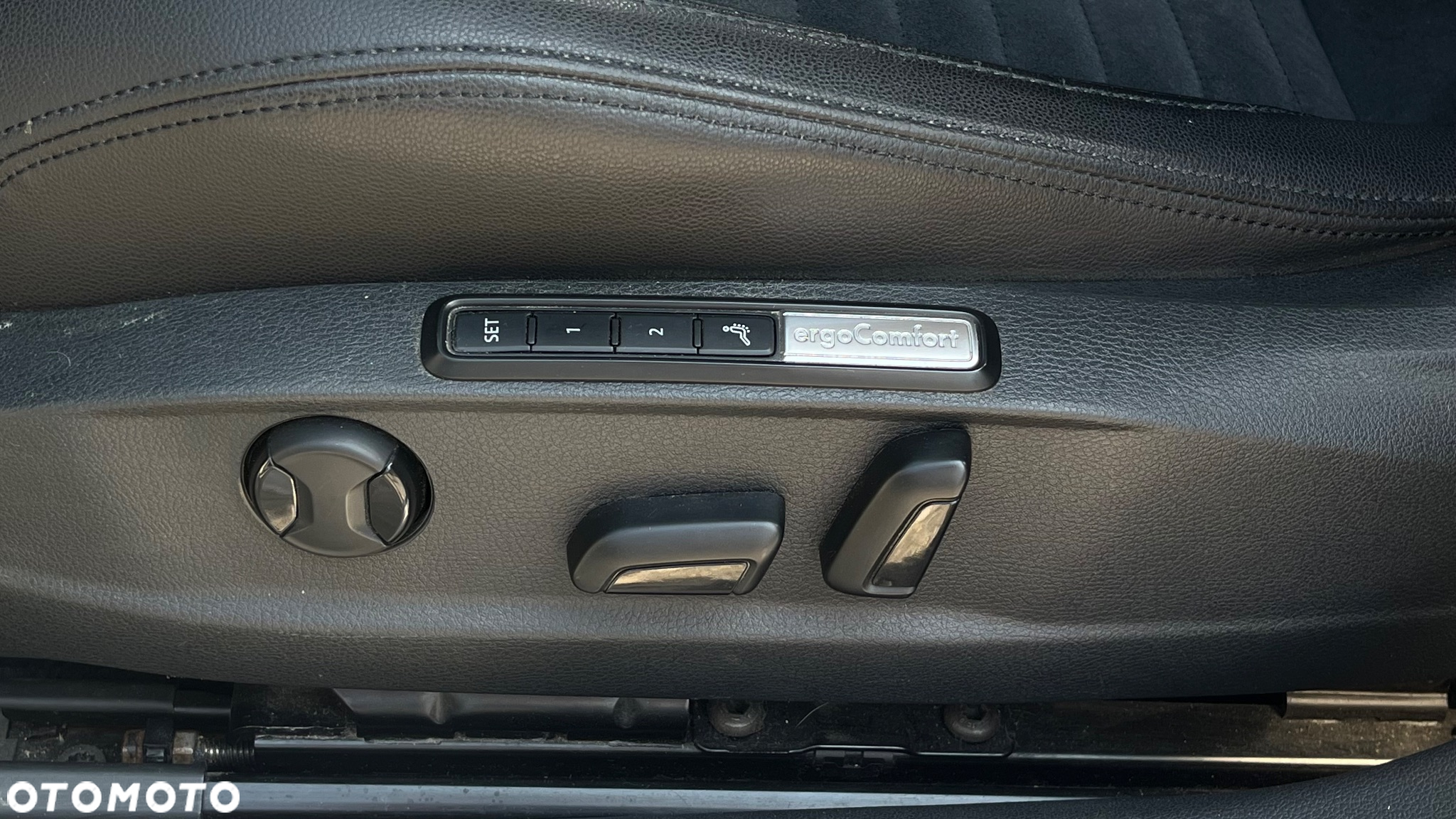 Volkswagen Passat - 27