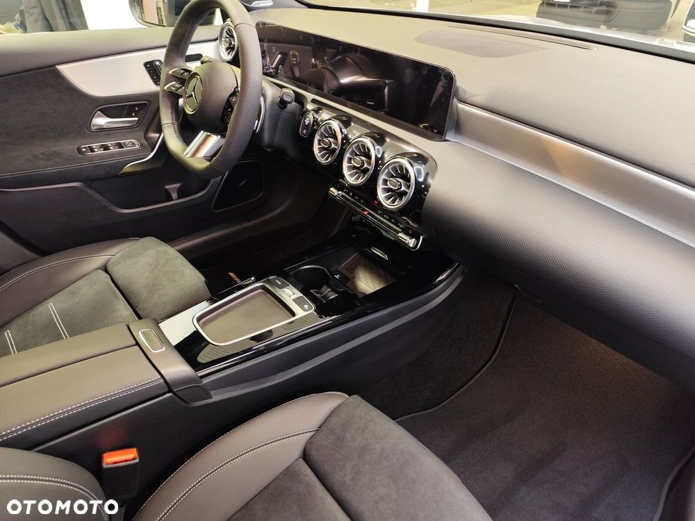 Mercedes-Benz Klasa A - 16