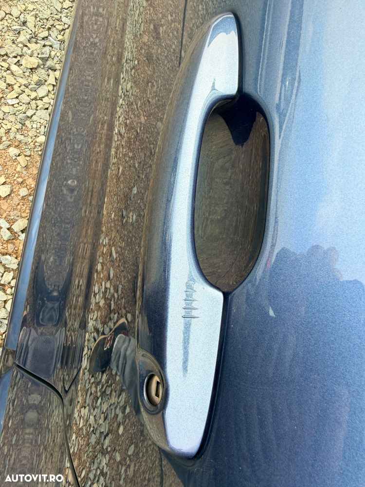 Ford Kuga 2.5 Duratec PHEV ST-LINE X - 30