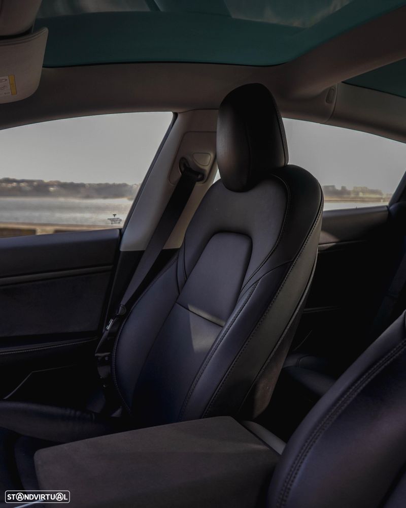 Tesla Model 3 Standard Range Plus RWD - 31