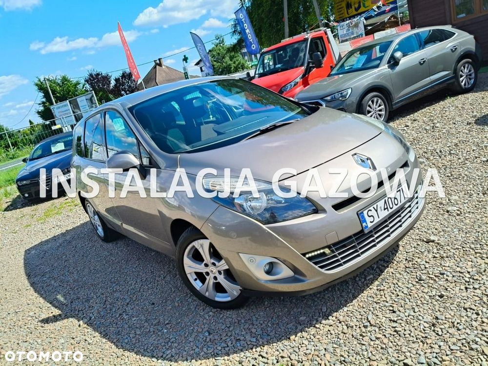 Renault Scenic 1.4 16V TCE TomTom Edition - 1