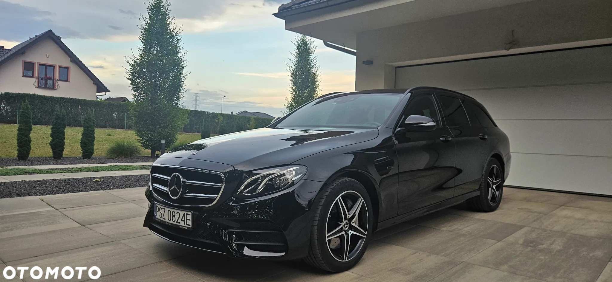 Mercedes-Benz Klasa E 300 de T 9G-TRONIC AMG Line - 8