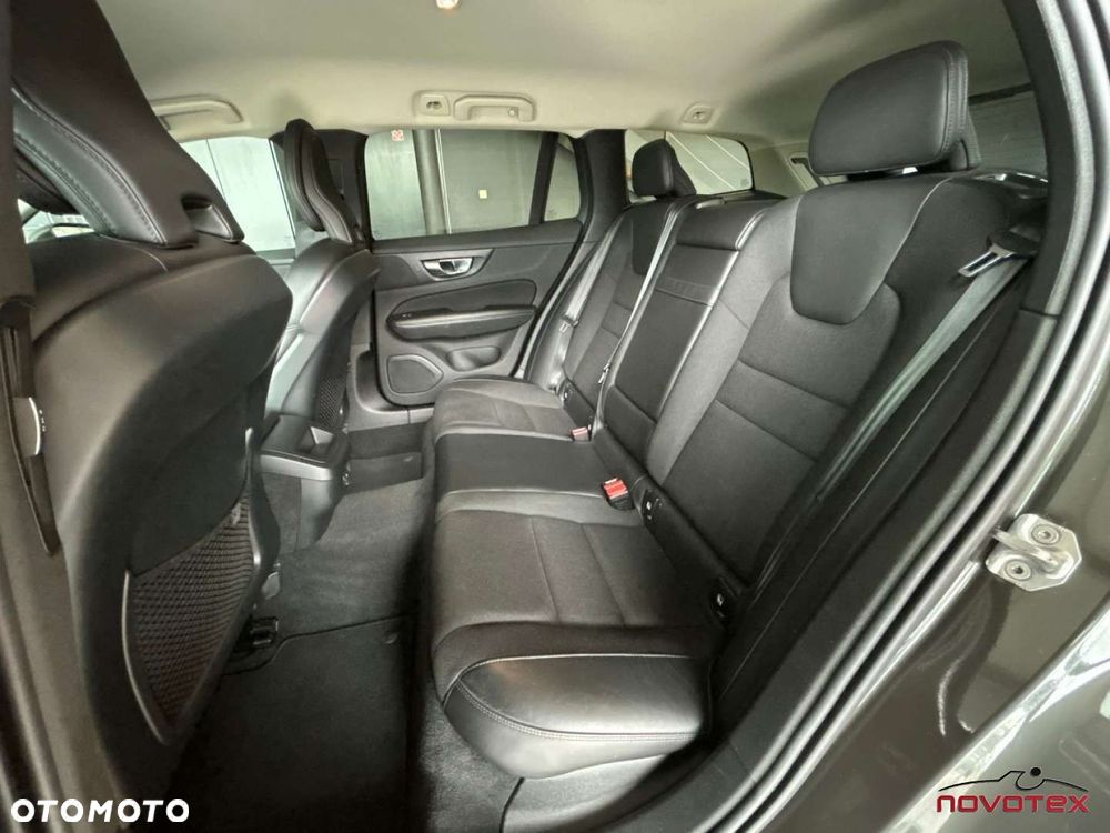 Volvo V60 - 25