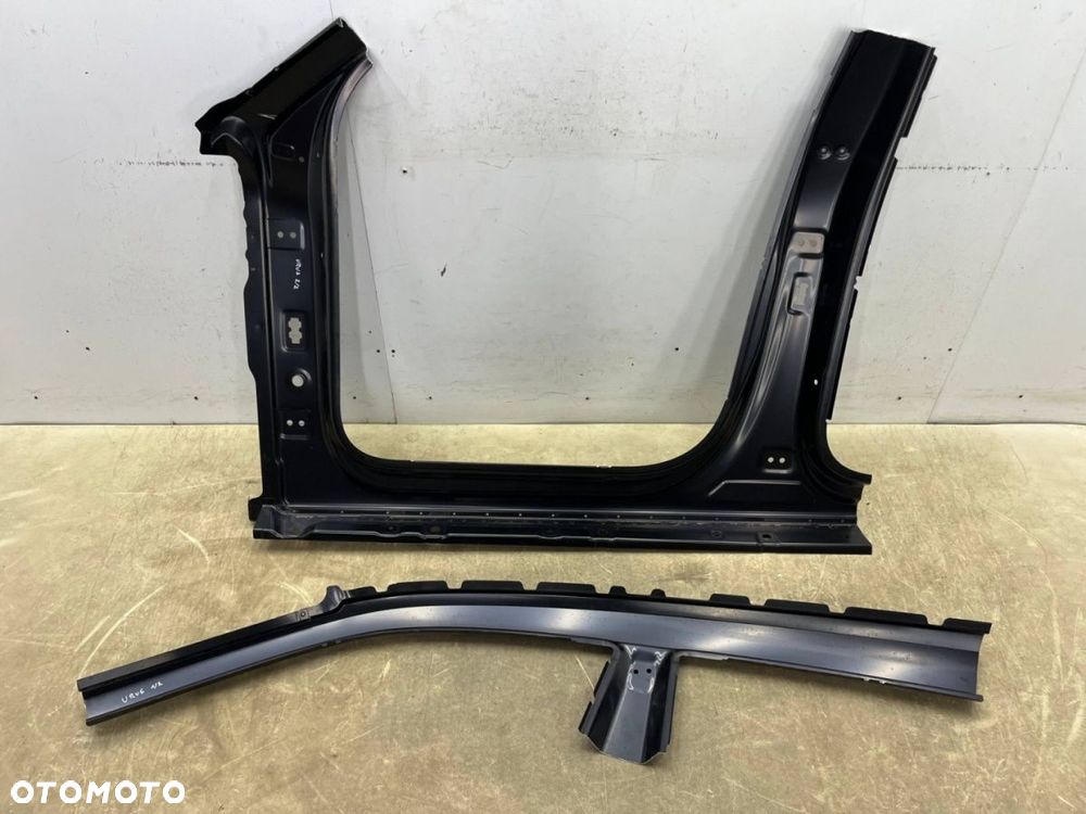 Poszycie Lamborghini Urus 18r.- prawy próg słupek A B środkowy ćwiartka rama drzwi reperaturka NOWA - 8