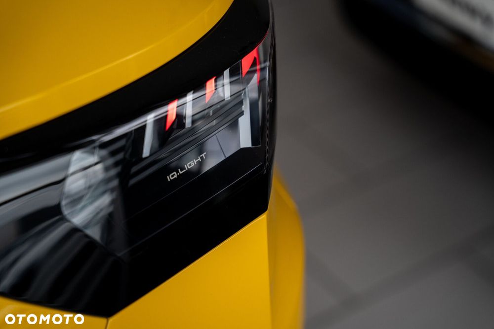 Volkswagen T-Roc 1.5 eTSI R-Line DSG - 9