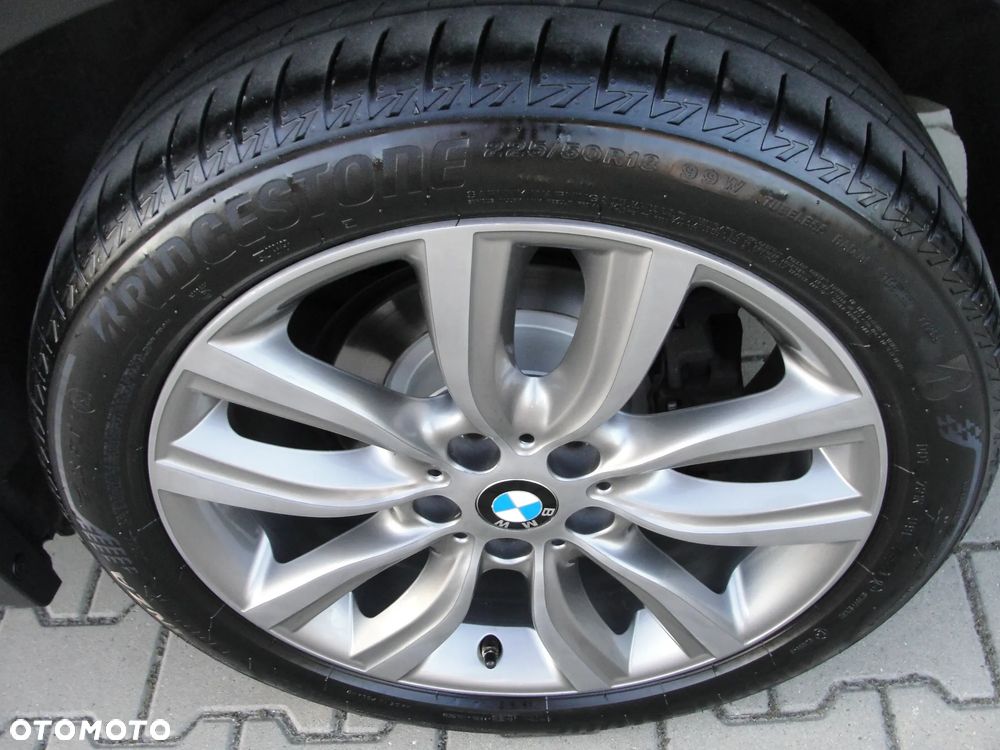 BMW X1 sDrive18d xLine - 15