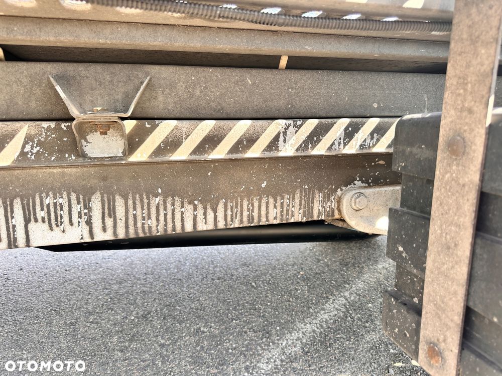 Mercedes-Benz Sprinter 906 - 24