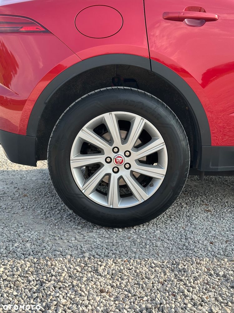 Jaguar E-Pace 2.0 P200 mHEV AWD S - 9