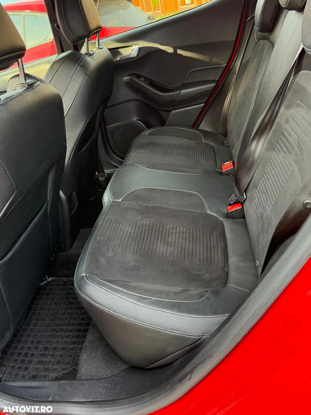 Ford Fiesta 1.5 EcoBoost ST - 21