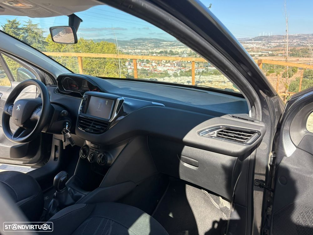 Peugeot 208 82 VTI Active - 9