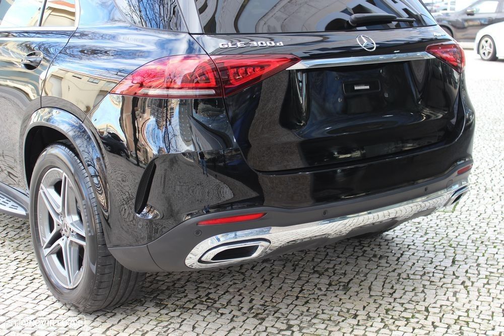 Mercedes-Benz GLE 300 d 4Matic - 9