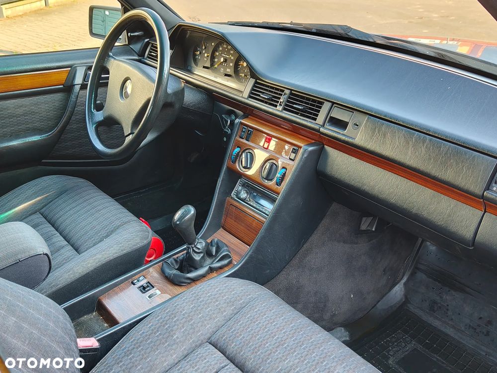 Mercedes-Benz W124 (1984-1993) - 6