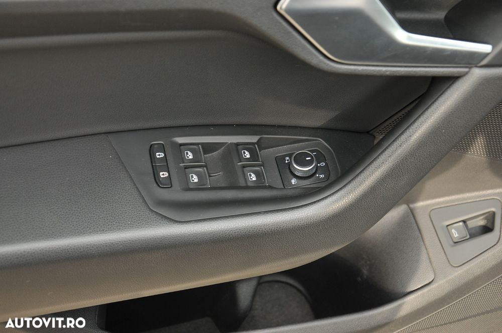 Volkswagen Touareg V6 TDI R-Style - 33