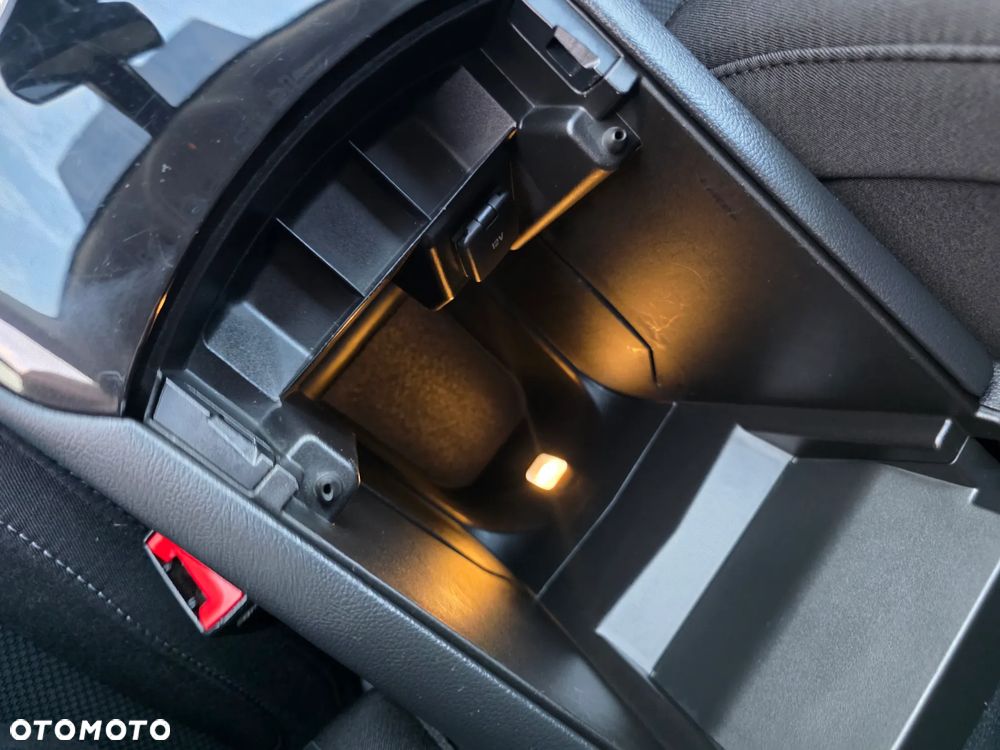 Ford S-Max 2.0 TDCi Titanium PowerShift - 27
