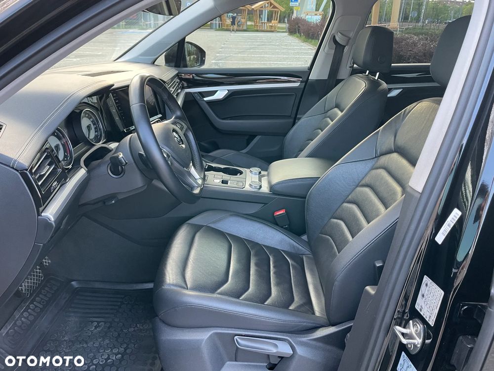 Volkswagen Touareg 3.0 V6 TDI 4Motion DPF Automatik Elegance - 10
