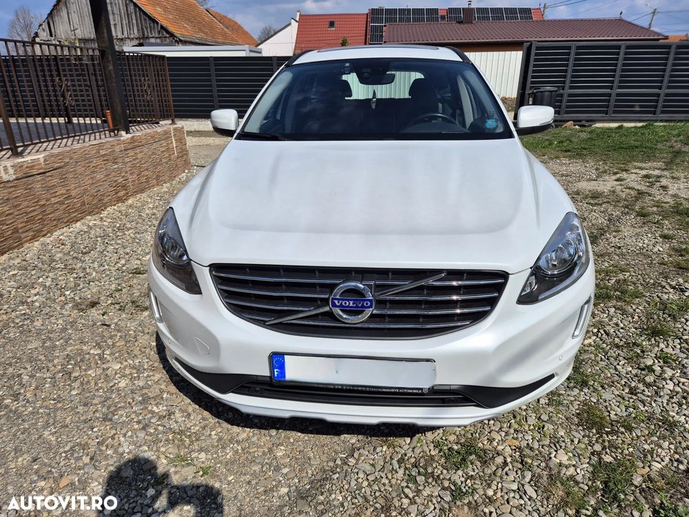 Volvo XC 60 D5 AWD Aut. Momentum - 1