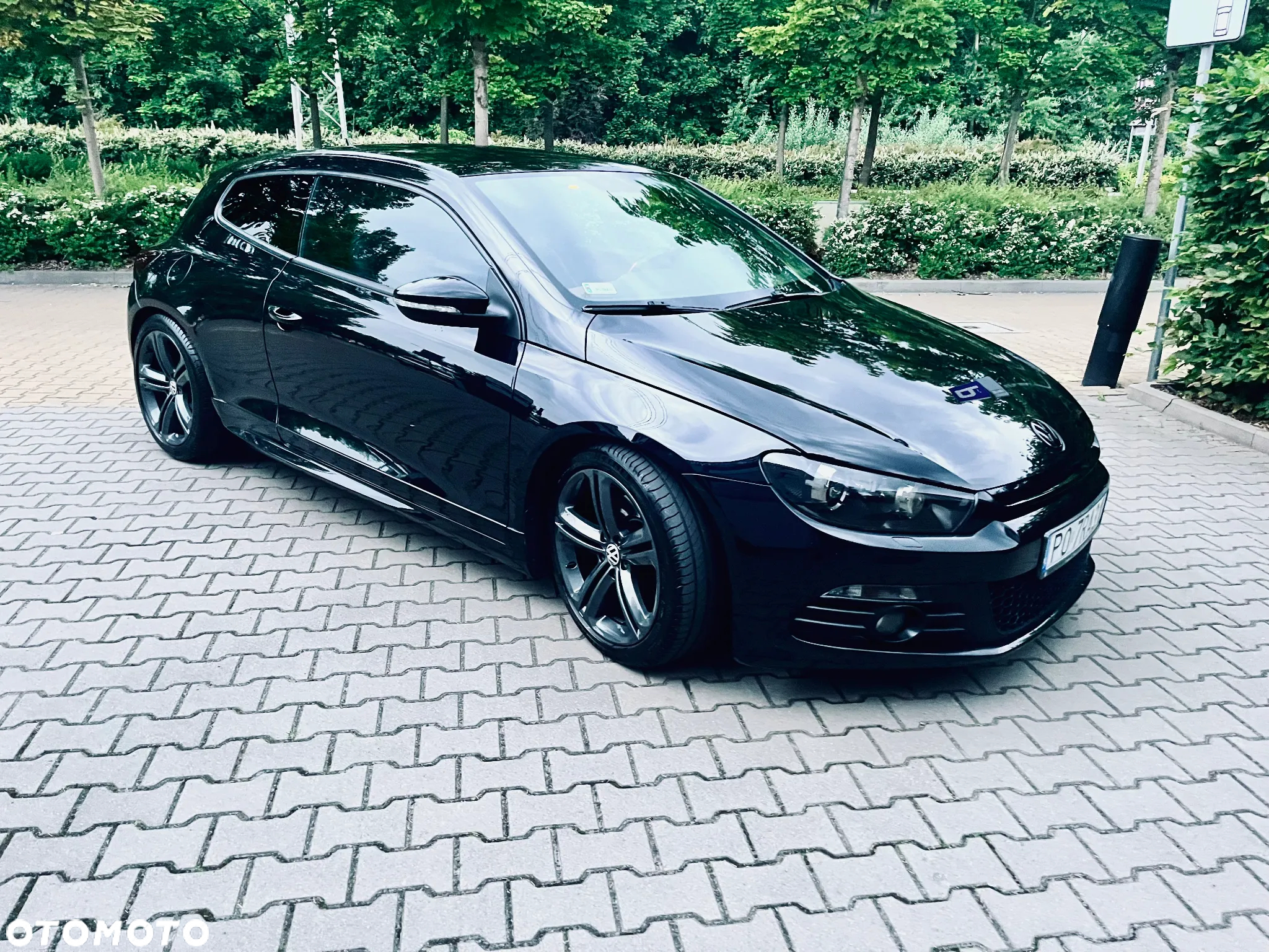 Volkswagen Scirocco 2.0 TSI R DSG - 2