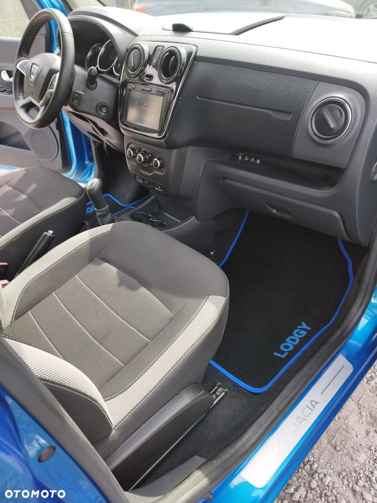 Dacia Lodgy TCe 115 Stepway - 12