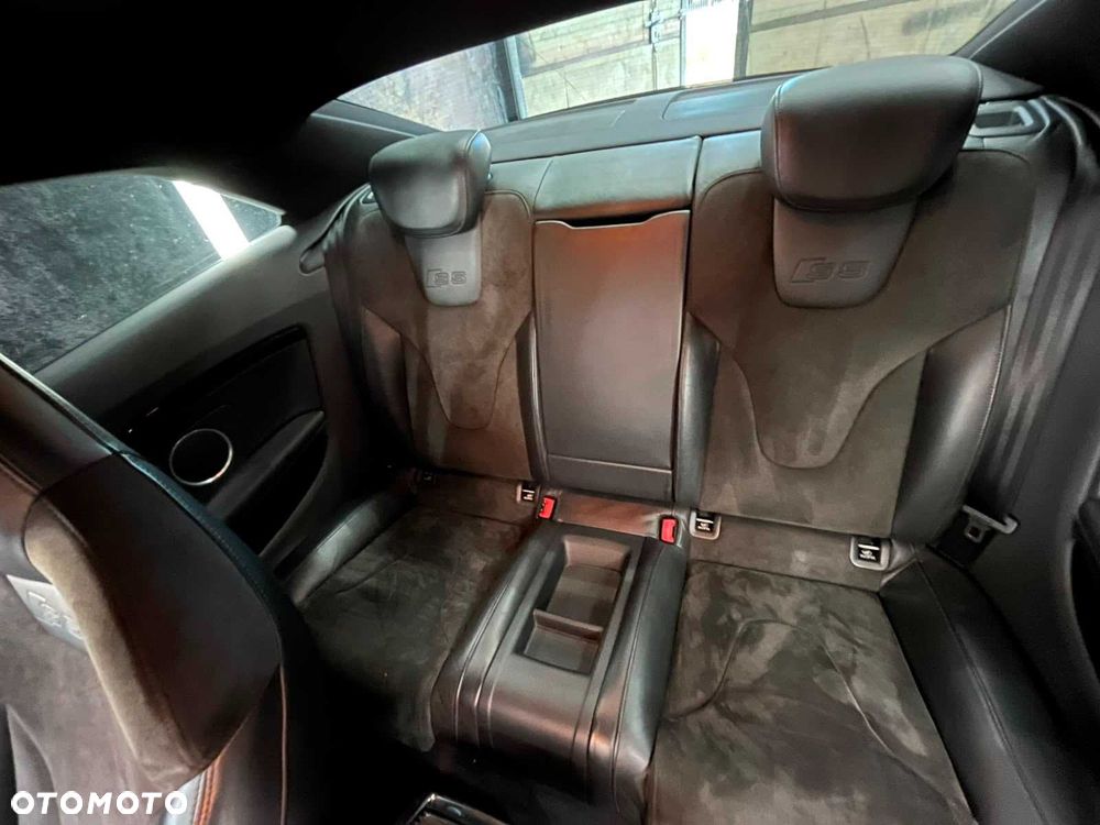 Audi S5 Coupé - 8