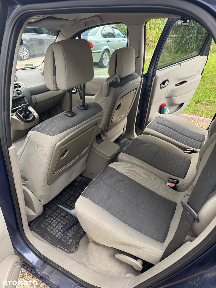 Renault Scenic - 6