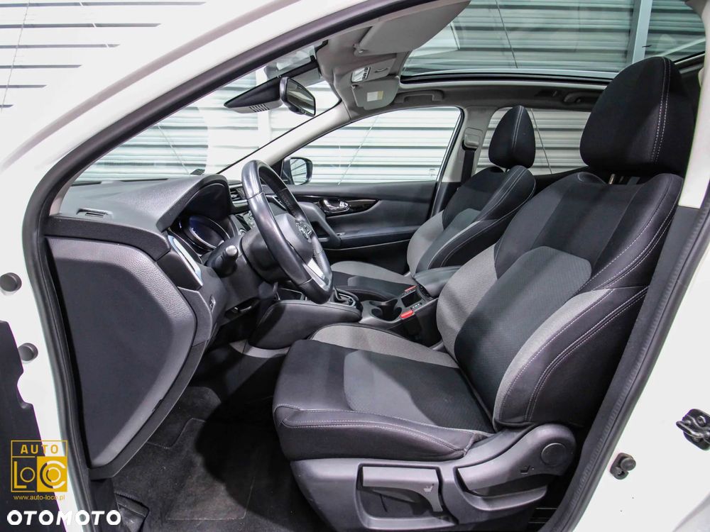 Nissan Qashqai 1.3 DIG-T N-Connecta DCT - 11