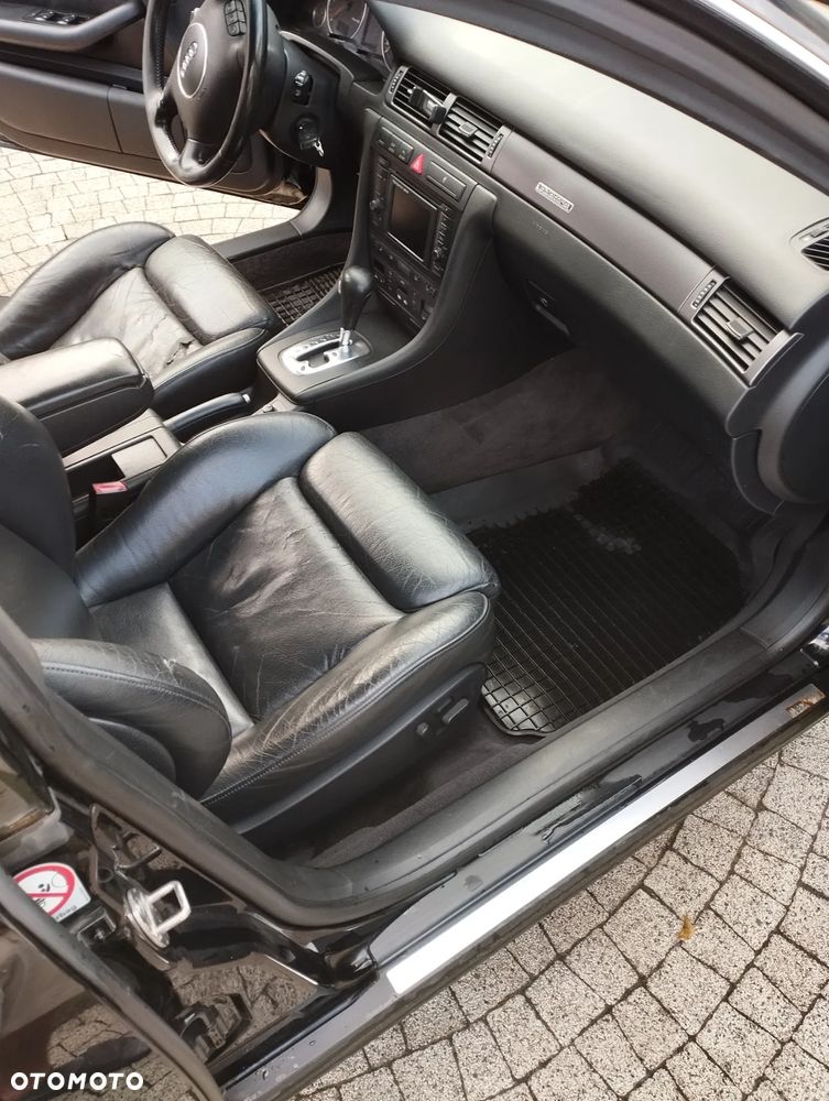 Audi A6 Avant 2.5 TDI Quattro Tiptr - 12