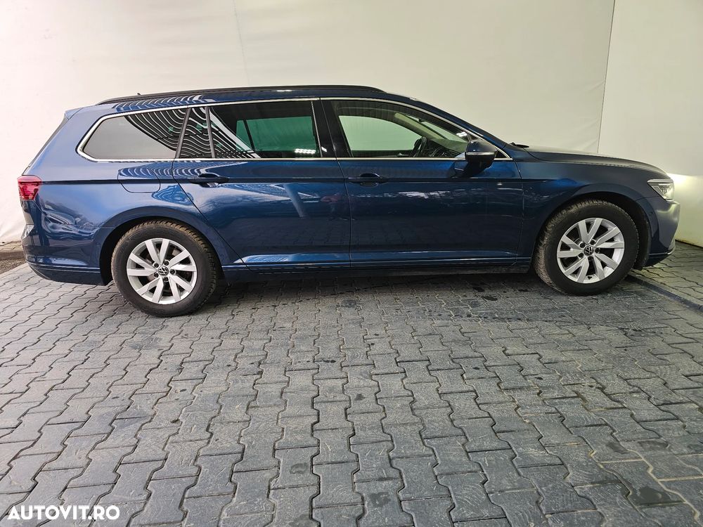 Volkswagen Passat 2.0 TDI SCR DSG Business - 39