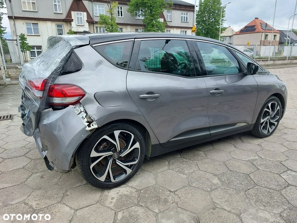 Renault Scenic - 10