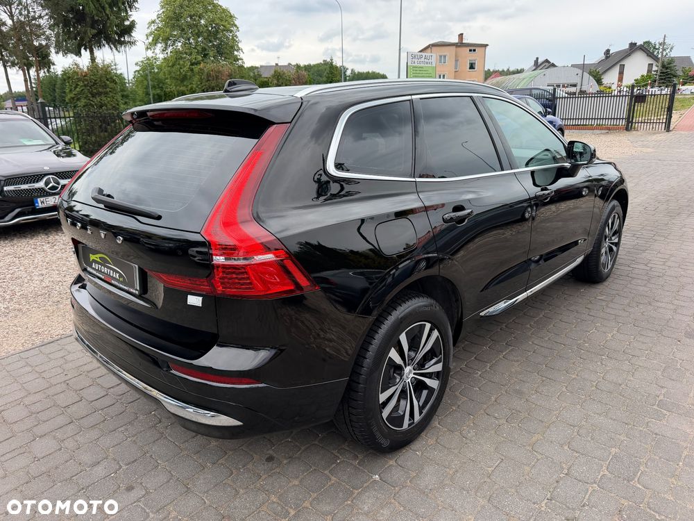 Volvo XC 60 T6 Plug-In Hybrid AWD Core - 36