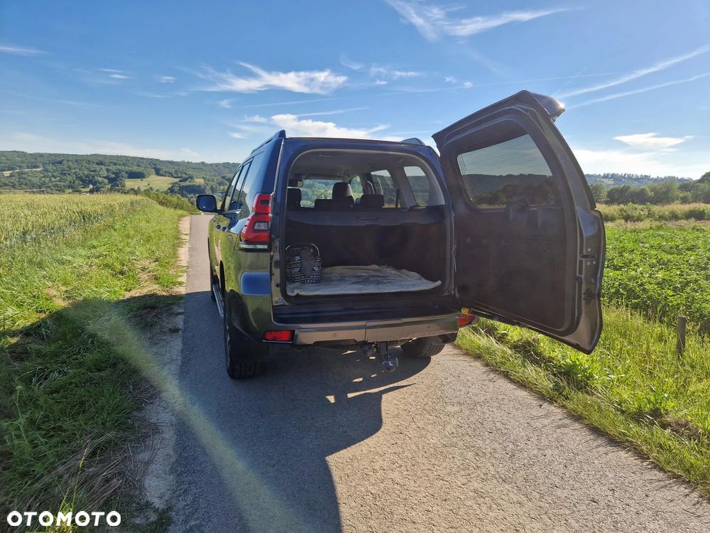 Toyota Land Cruiser LC 2.8 D-4D Prestige - 3