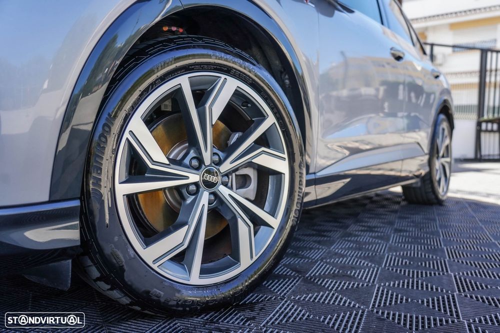 Audi Q4 Sportback e-tron - 13